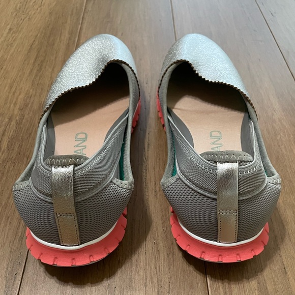 Cole Haan Zerogrand Silver Flats, Women’s Size 7.5 - Picture 4 of 5